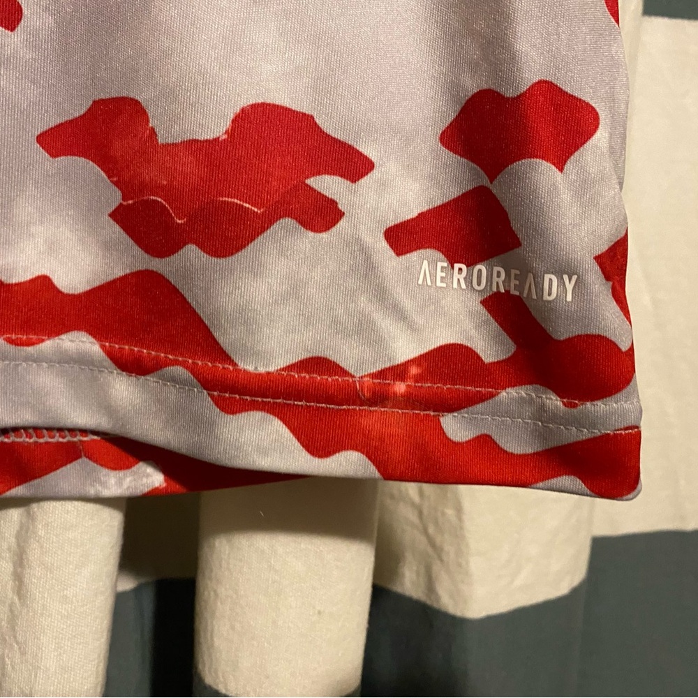 Adidas Red and White Manchester United - Picture 5 of 6